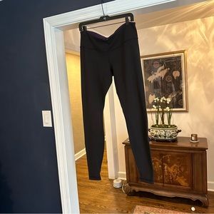 Lululemon reversible wonder under